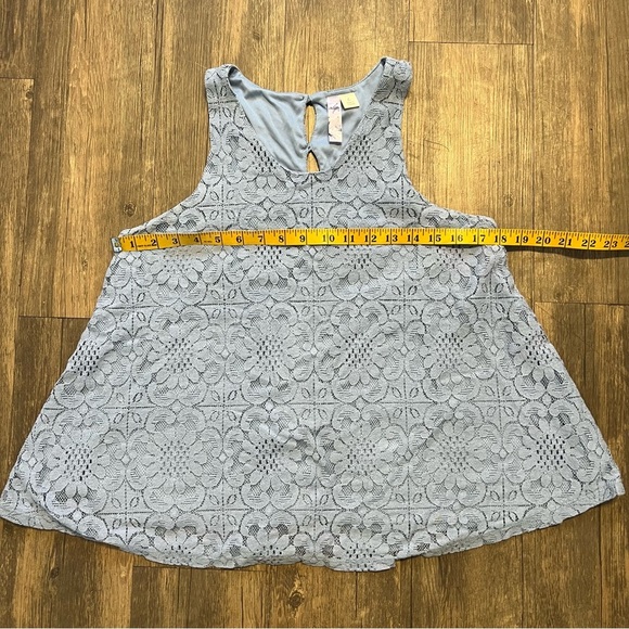 Alya Lace Tank Top Periwinkle Blue Lined Button Back Closure Sleeveless Top L - Picture 13 of 14